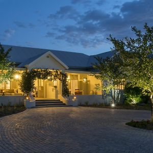 Cape Vue Country House